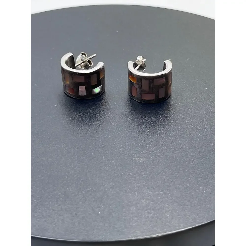 Vintage Sterling Silver 925‎ Inlaid Mother of Pearl Half Hoop Huggie Earrings